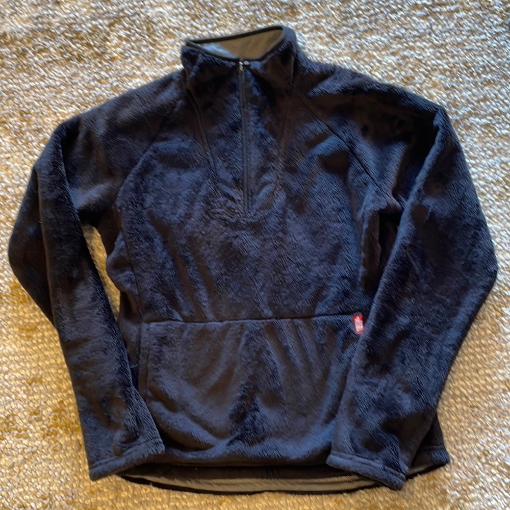 North face like new quarter zip small